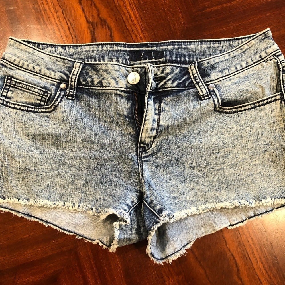 Decree Acid Wash Denim Shorts Light Blue Frayed Hem Cut Offs Womens Size 11
